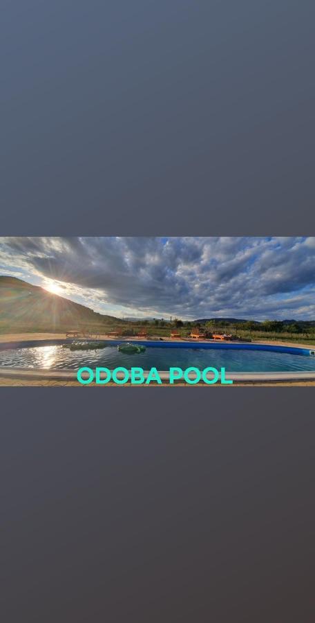 Pensiunea Agroturistica Green Odoba Satuc Ngoại thất bức ảnh